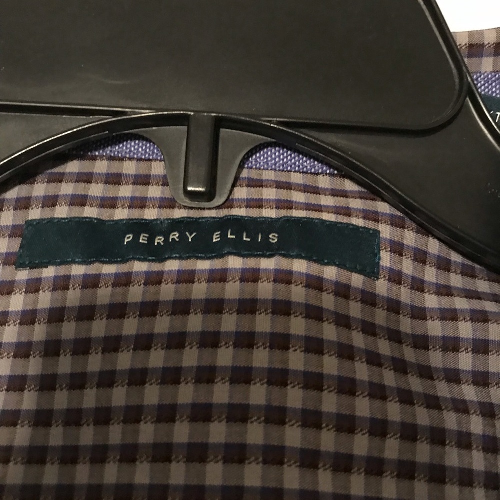 Perry Ellis Button Up - Picture 2 of 3